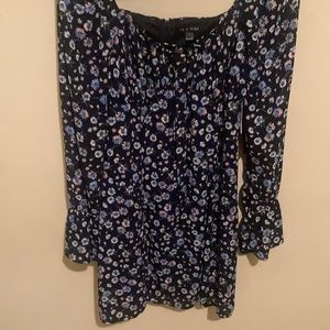 Size small long sleeve girl next door type of dress